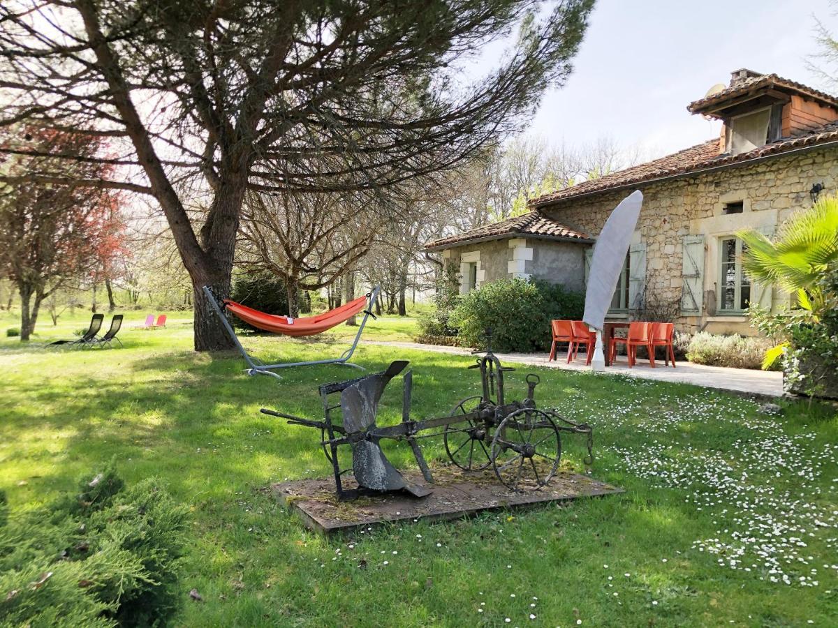 Villa Le Creyssac Saint-Felix-de-Bourdeilles Luaran gambar